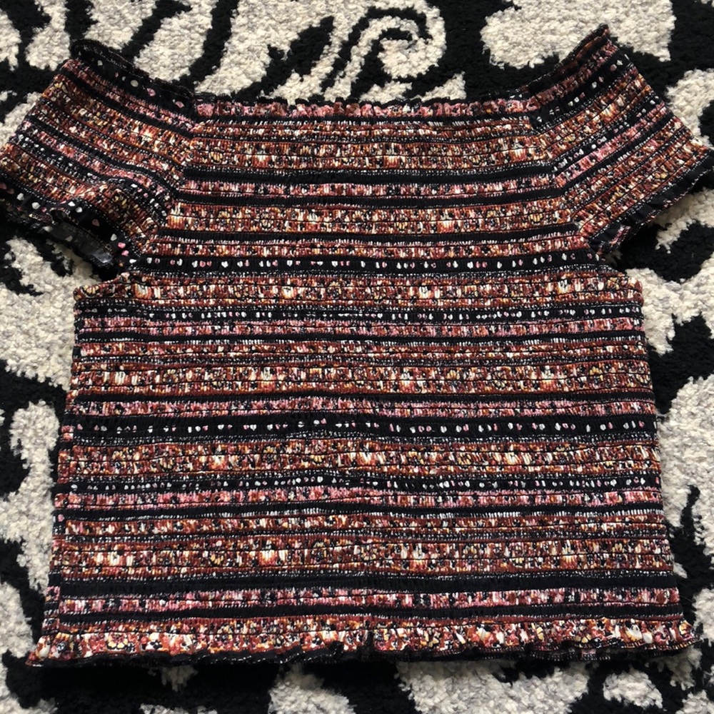Cold shoulder top
